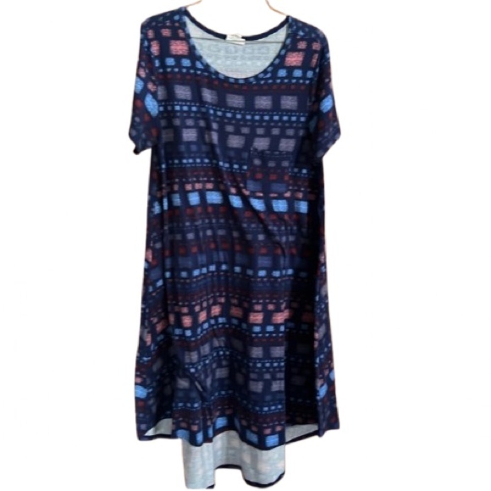 #307 LuLaRoe Carly Medium dress